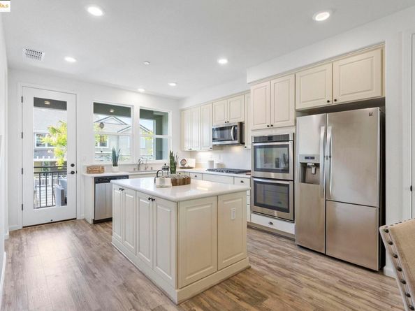 7129 Calistoga Ln, Dublin CA 94568
