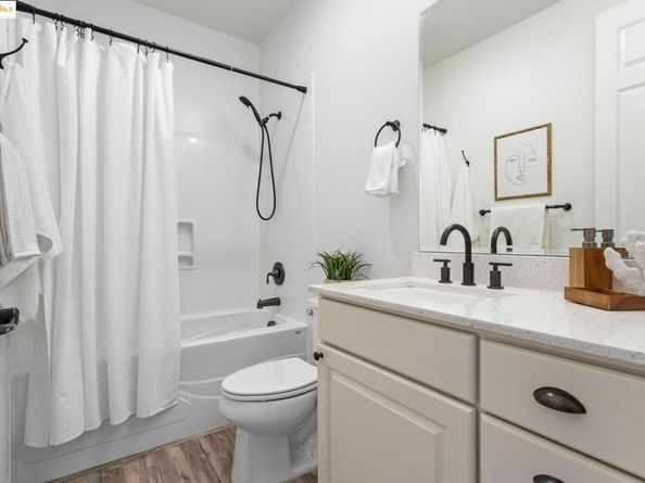 7129 Calistoga Ln, Dublin CA 94568