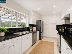 225 Merced Dr, San Bruno CA 94066