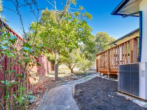 4760 Tompkins Ave, Oakland CA 94619