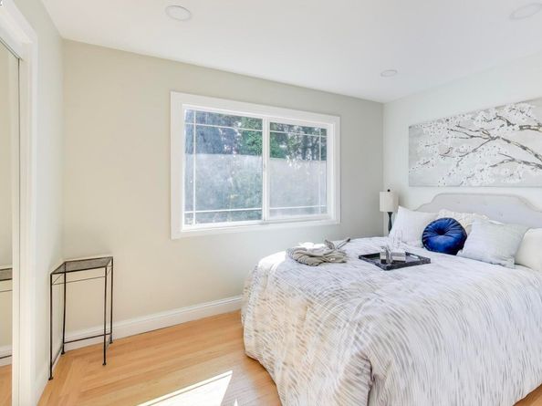 4760 Tompkins Ave, Oakland CA 94619