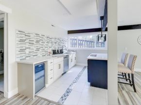 4760 Tompkins Ave, Oakland CA 94619
