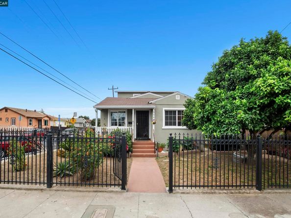 950 Blenheim St, Oakland CA 94603