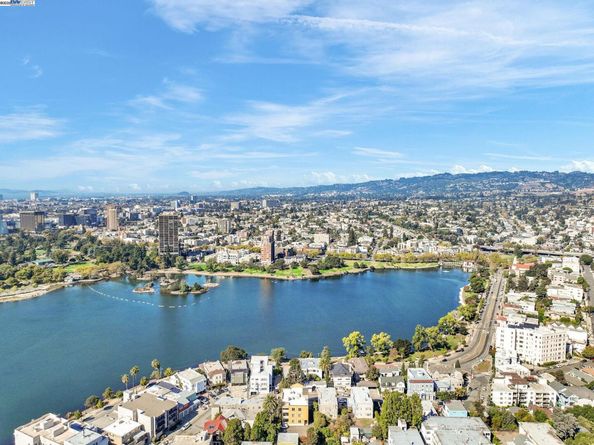 400 Wayne Ave 1, Oakland CA 94606