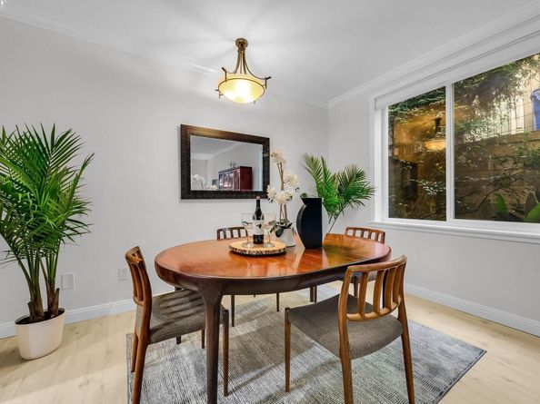 400 Wayne Ave 1, Oakland CA 94606