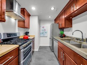 400 Wayne Ave 1, Oakland CA 94606