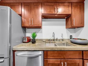 400 Wayne Ave 1, Oakland CA 94606