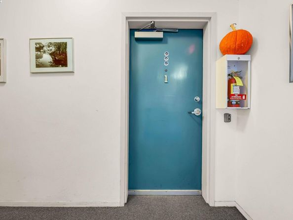 400 Wayne Ave 1, Oakland CA 94606