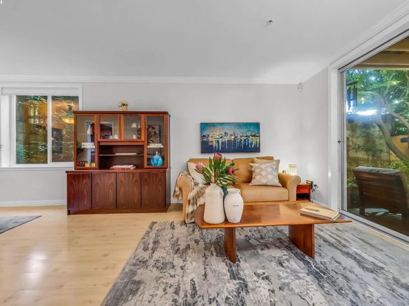 400 Wayne Ave 1, Oakland CA 94606