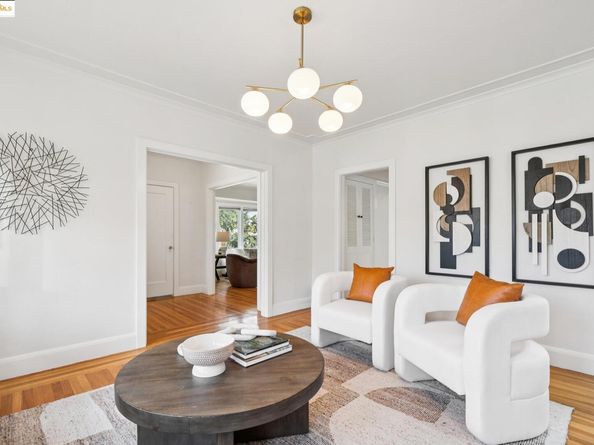 2762 Maxwell Ave, Oakland CA 94619