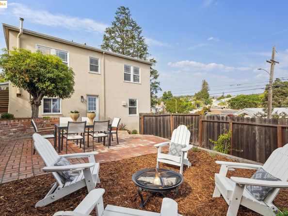 2762 Maxwell Ave, Oakland CA 94619