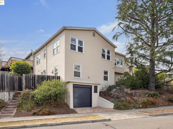 2762 Maxwell Ave, Oakland CA 94619