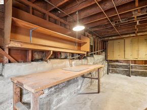 2762 Maxwell Ave, Oakland CA 94619