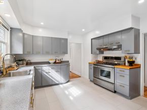 2762 Maxwell Ave, Oakland CA 94619