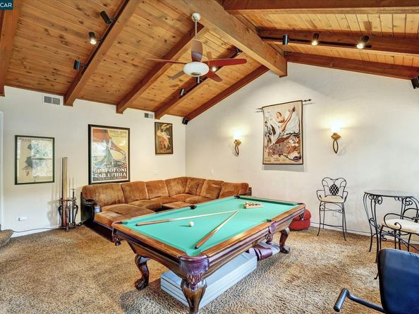 Undisclosed Address #41114650, Orinda CA 94563