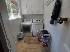Undisclosed Address #41114650, Orinda CA 94563
