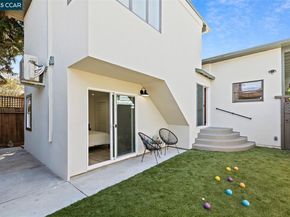 2703 Mathews St, Berkeley CA 94702