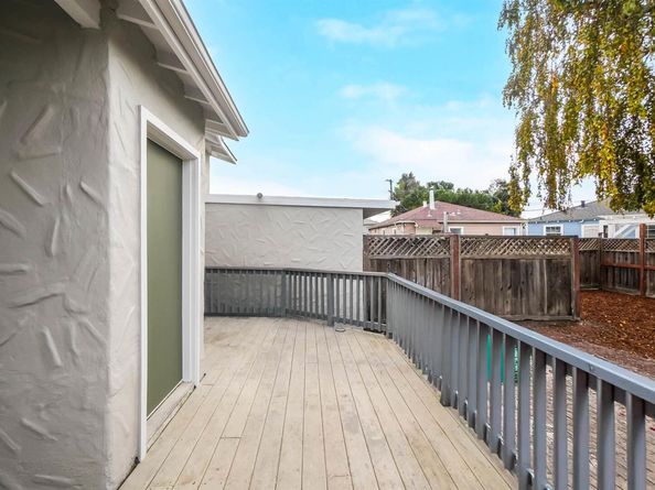 1521 159Th Ave, San Leandro CA 94578