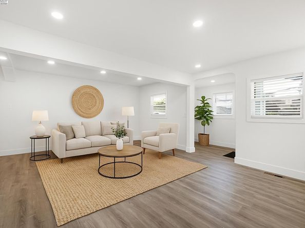 1521 159Th Ave, San Leandro CA 94578