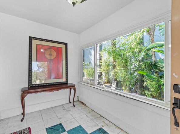 937 Helen Ave, San Leandro CA 94577