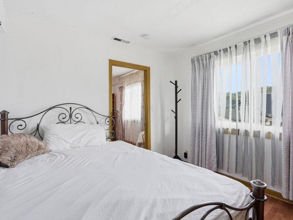 937 Helen Ave, San Leandro CA 94577