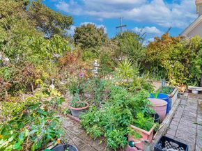 937 Helen Ave, San Leandro CA 94577