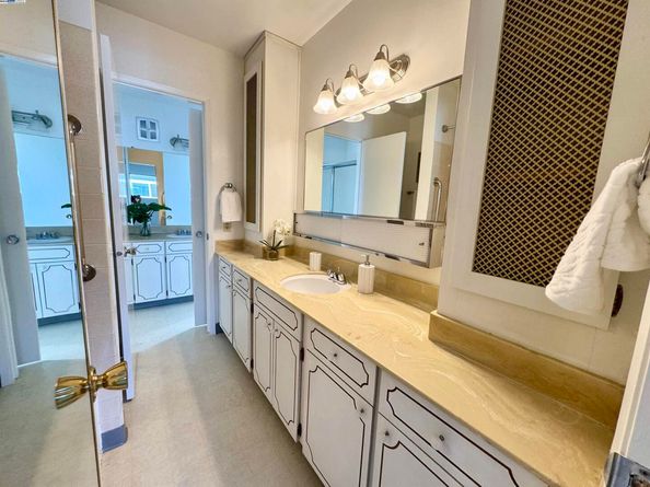 14033 Reed Ave, San Leandro CA 94578