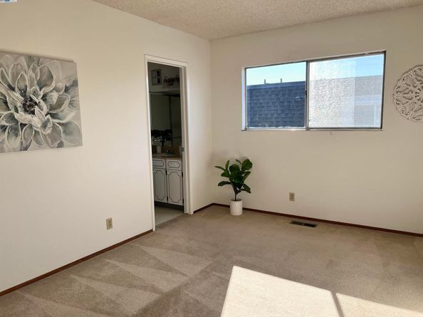 14033 Reed Ave, San Leandro CA 94578