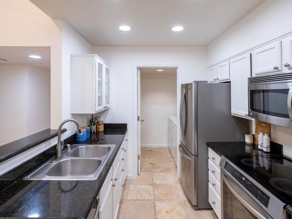 285 Reflections Dr 23, San Ramon CA 94583