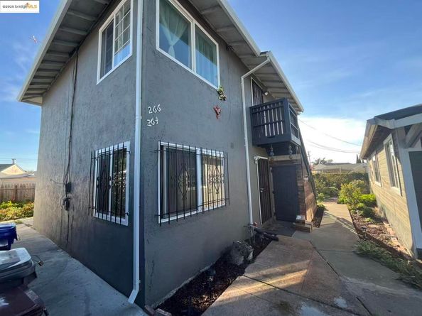 262 Fitzpatrick Rd, Oakland CA 94603