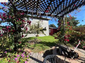 262 Fitzpatrick Rd, Oakland CA 94603