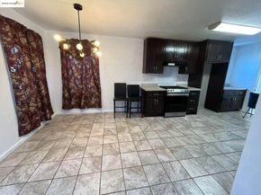 262 Fitzpatrick Rd, Oakland CA 94603