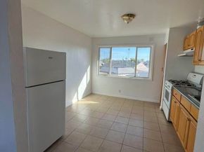 262 Fitzpatrick Rd, Oakland CA 94603