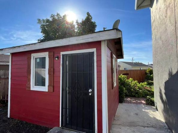 262 Fitzpatrick Rd, Oakland CA 94603