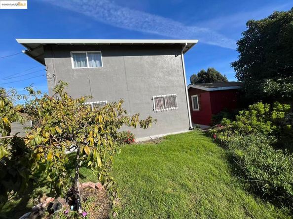 262 Fitzpatrick Rd, Oakland CA 94603