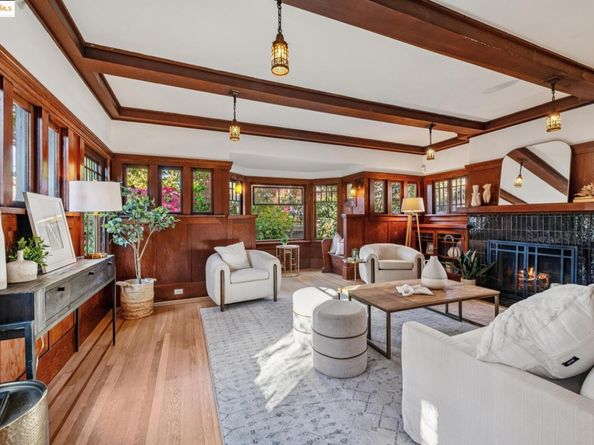 2636 Alcatraz Ave, Berkeley CA 94705