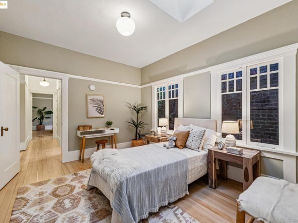 2636 Alcatraz Ave, Berkeley CA 94705