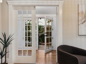 2636 Alcatraz Ave, Berkeley CA 94705