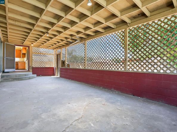 1837 Van Ness St, San Pablo CA 94806