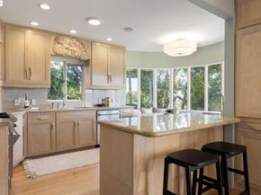 1971 Hoover Ave, Oakland CA 94602