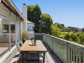 1971 Hoover Ave, Oakland CA 94602