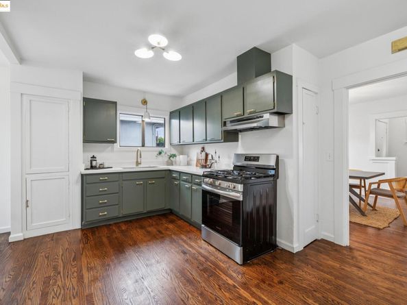 891 57th St, Oakland CA 94608
