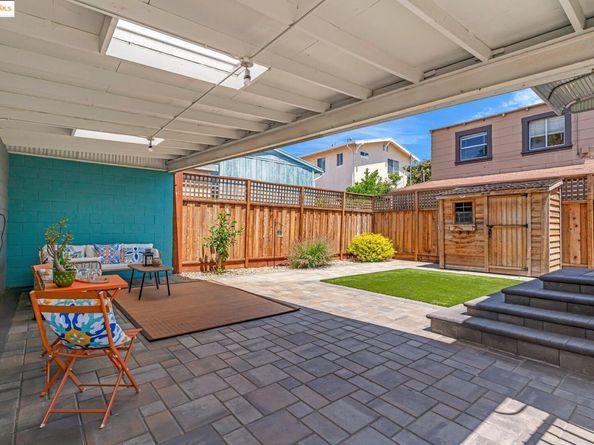 3671 38th Ave, Oakland CA 94619