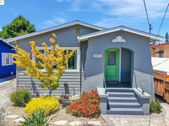 3671 38th Ave, Oakland CA 94619
