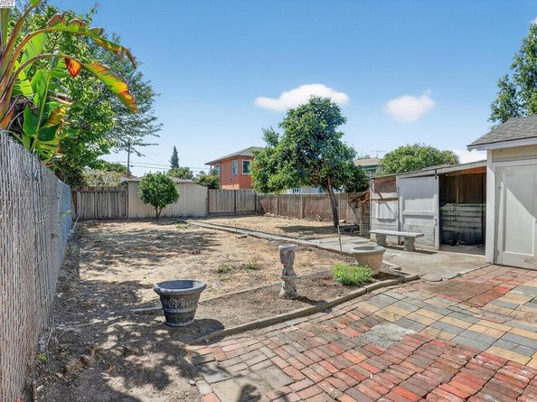 165 Sunnyside Dr, San Leandro CA 94577
