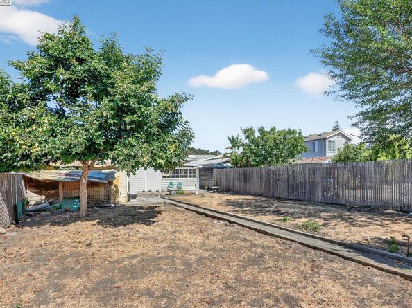 165 Sunnyside Dr, San Leandro CA 94577