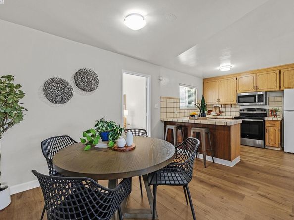 994 Crespi Dr, San Leandro CA 94578
