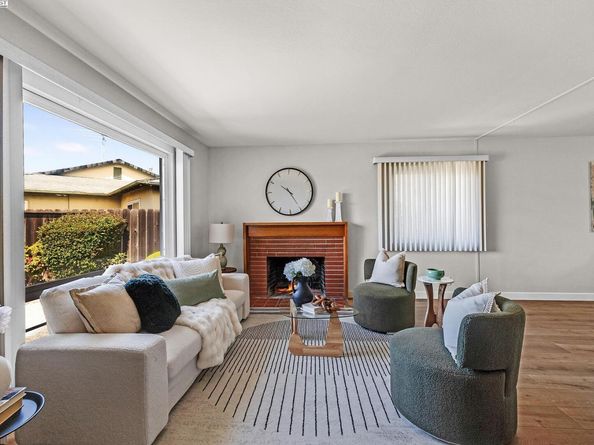994 Crespi Dr, San Leandro CA 94578
