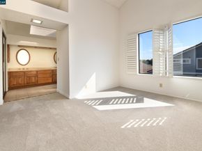 319 Oak Glen Ct, Martinez CA 94553