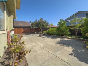 319 Oak Glen Ct, Martinez CA 94553